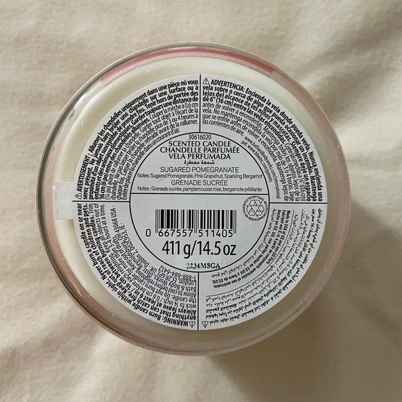 BBW Bath & body works Land of Sweets 3 wick scented candle - Picture 5 of 5